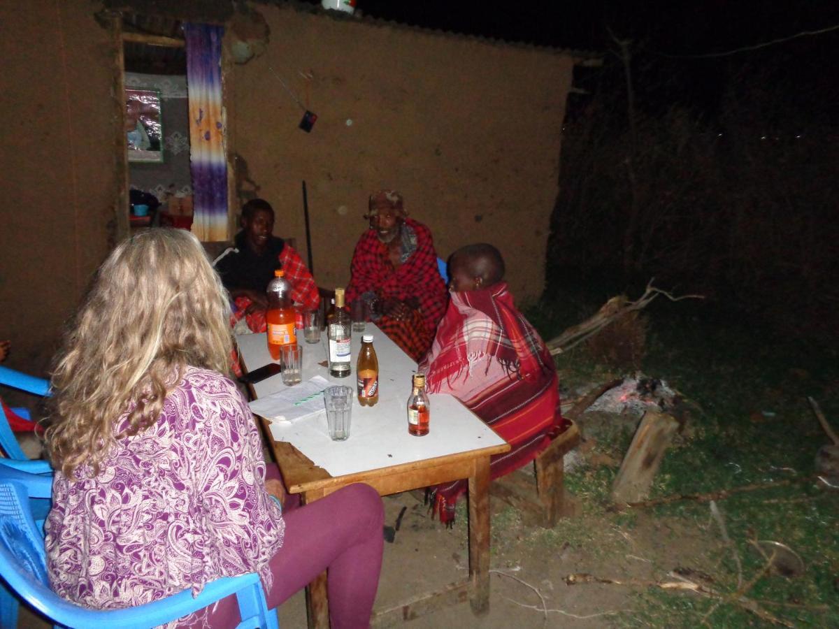 Maasai Homestay Camping Sekenani Exterior foto